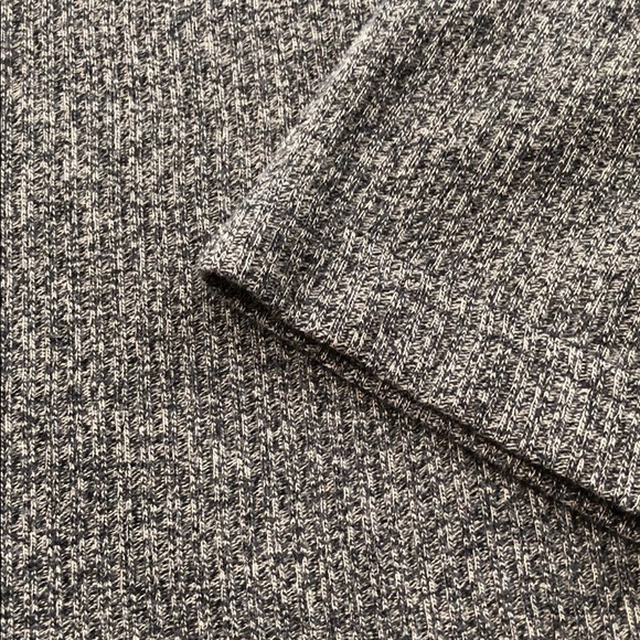 Roundtree & Yorke Pullover - Picture 4 of 4